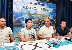 Muratpaa Teknoloji Festivali balyor